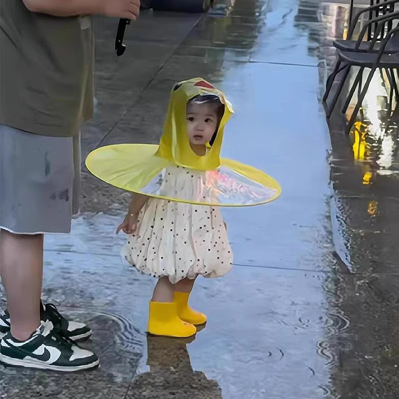 Imperméable UFO pour enfants a - Kids Outdoor Umbrella avis et prix